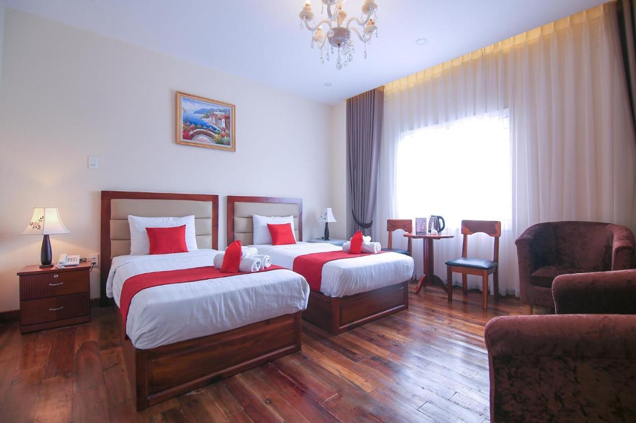 RedDoorz Premium @ Nguyen Thai Son Street Ho-Chi-Minh-Stadt Exterior foto